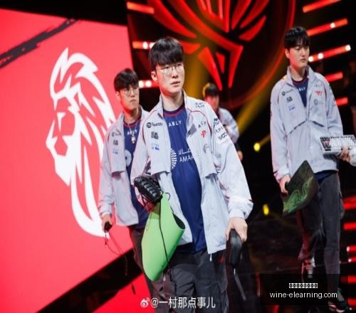 独家解读,赫罗纳追逐,法里尼亚斯,万博体育官方网站,万博体育登录,体育赛事,在线投注,体育新闻,足球比分,篮球赛程,电子竞技